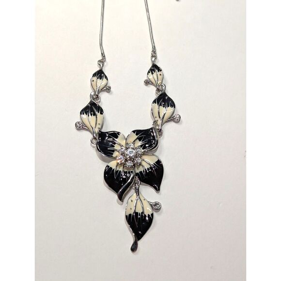 Black White Enamel Painted Rhinestone Necklace Earring Set - Picture 12 of 15